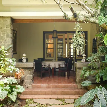 Hotel Huize Betsy, Heritage House